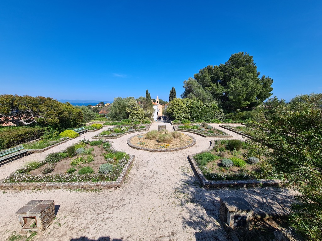 Gallery 20220427 160339.jpg