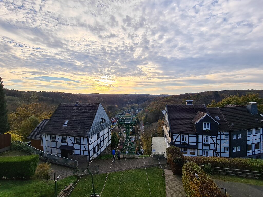 Gallery 1 solingen.jpg